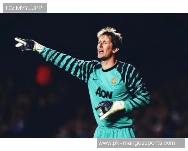 《足球超级球星2018全新赛季竞技盛宴荣耀归来球员挑战与突破》 《足球超级球星2018全新赛季竞技盛宴荣耀归来球员挑战与突破》